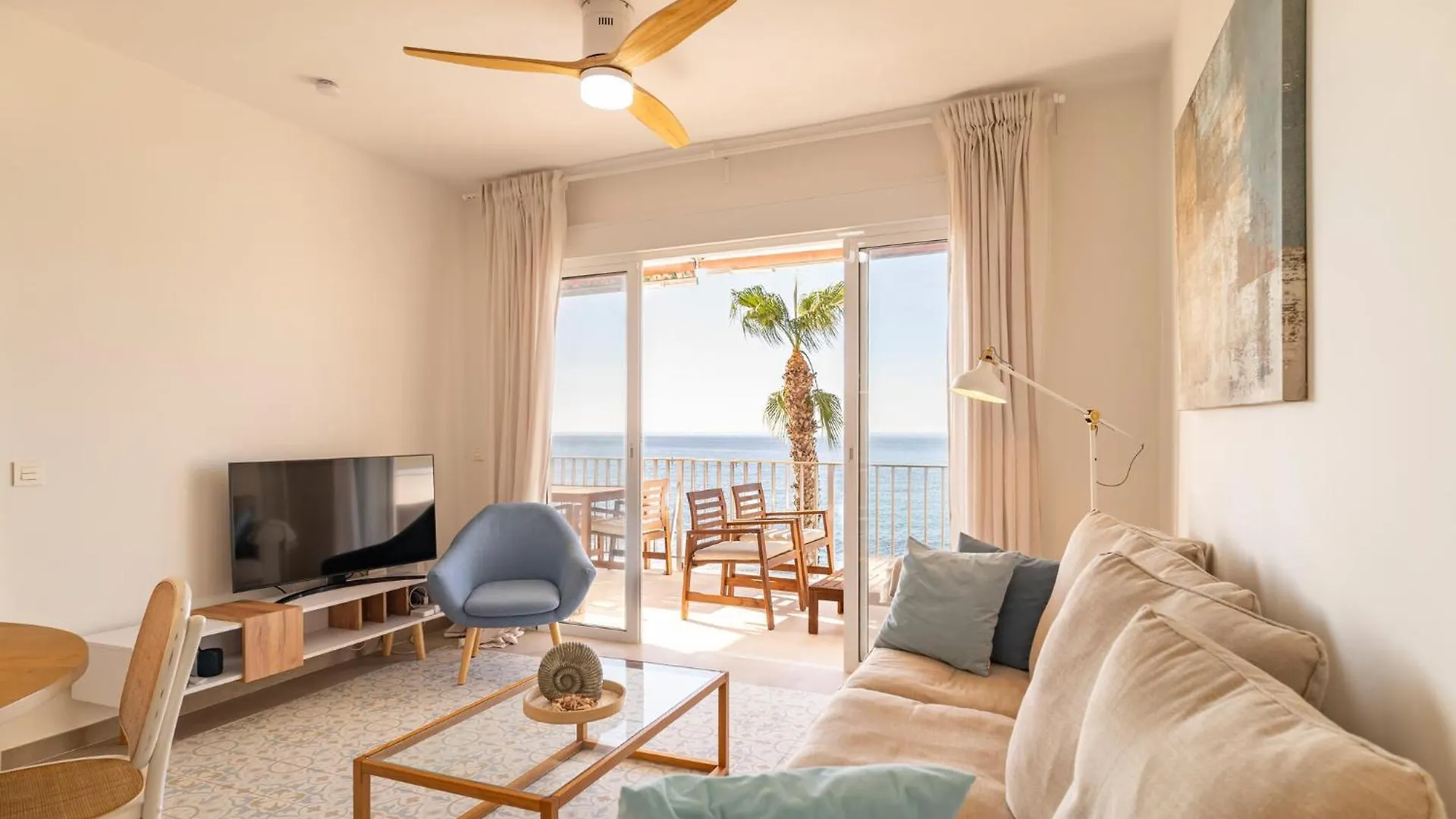 Amazing Apartment In Almunecar With Wifi